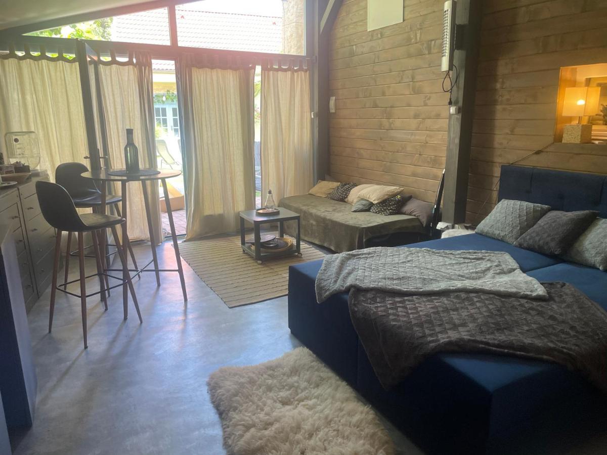 Apartment Monpe Apartmanik S Atmosferou
